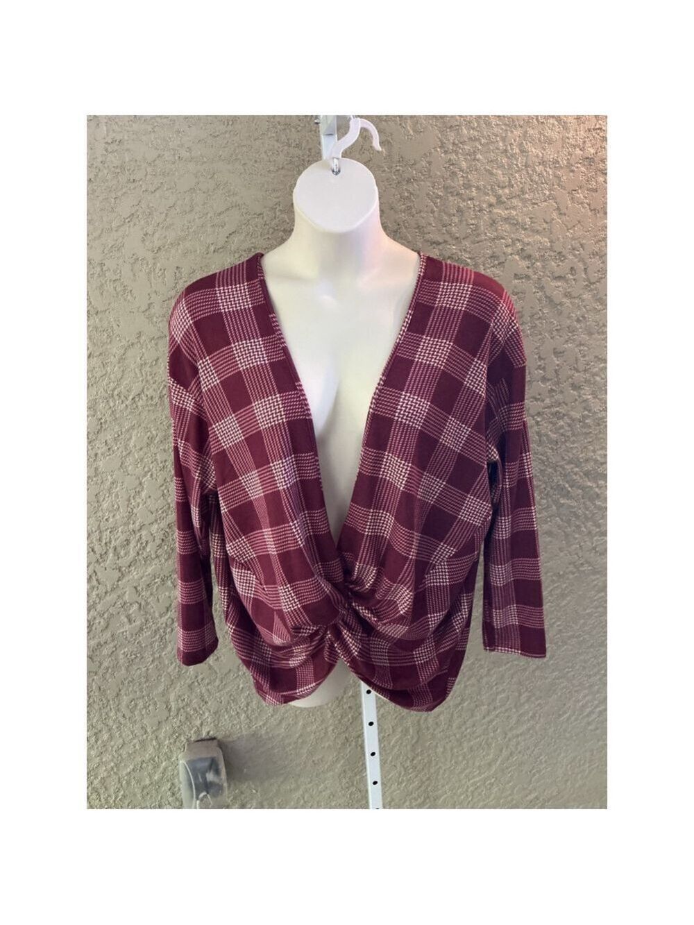 Piphany Burgundy Plaid Twist Front long sleeve Top size 3 new with tags
